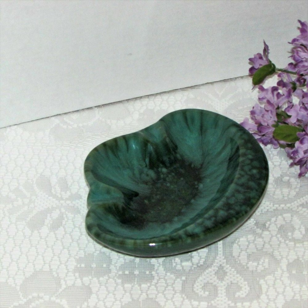 MID-CENTURY ART POTTERY Ashtray Blue Green Drip Glaze - Picture 2 of 8
